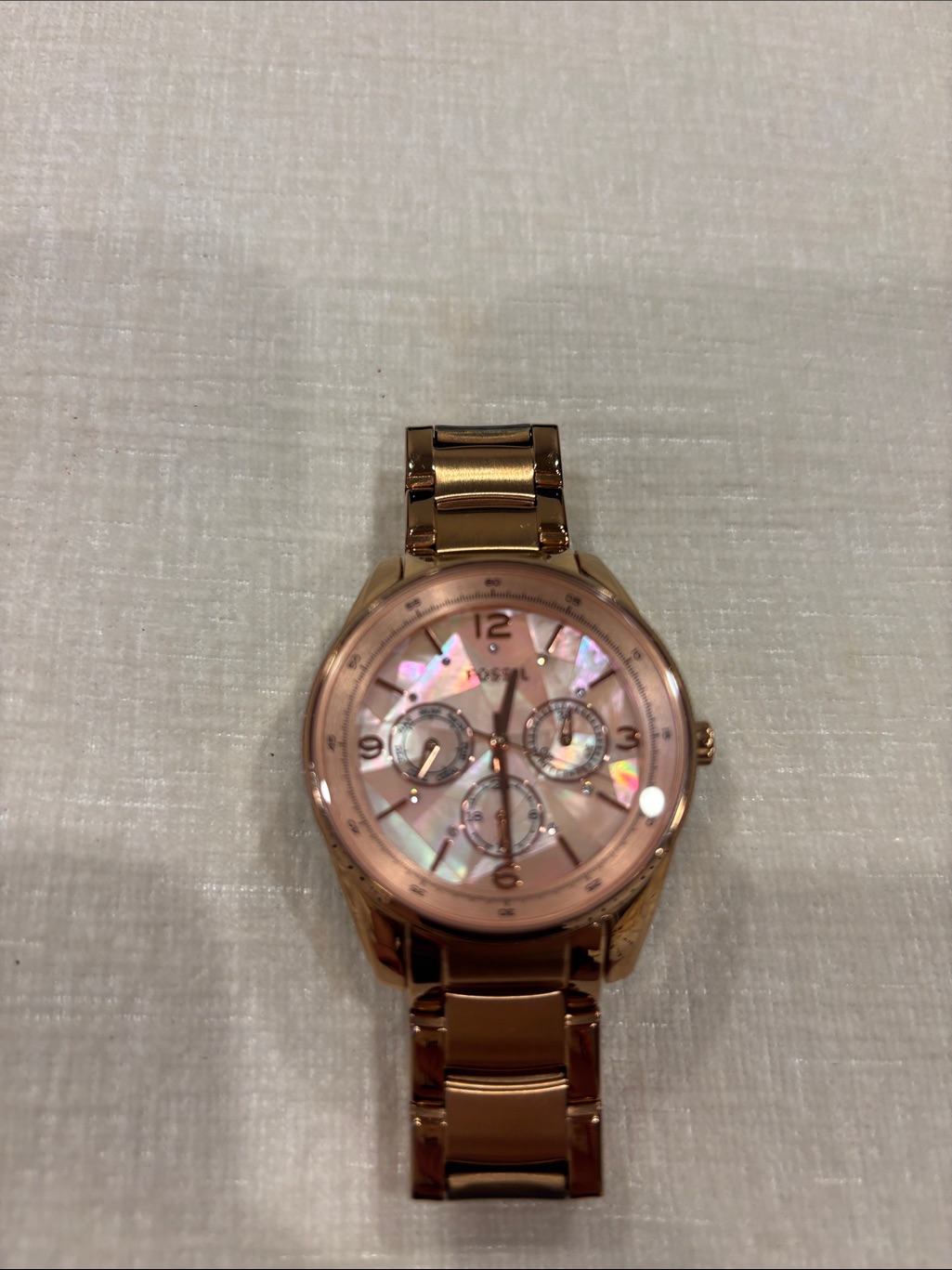 Rose Gold Metal Bracelet Watch With Pink MotherOfPearl Dial